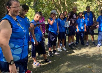 Assistidos da Apae Manaus visitam o Bosque da Ciência em atividade do Programa Mais Acesso