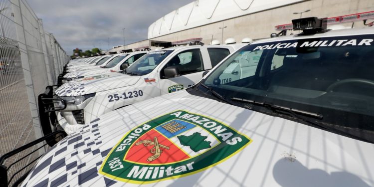 Novas viaturas são entregues para as forças de segurança do AM